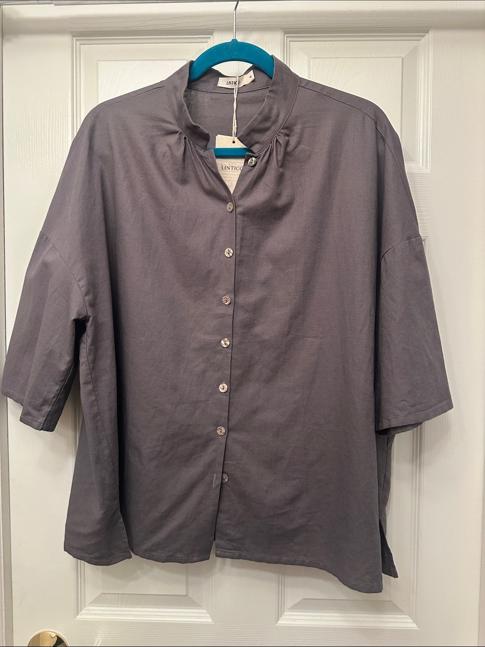 LinticoWomen's Gray Relaxed Button-Down Band-Collar Linen Shirt